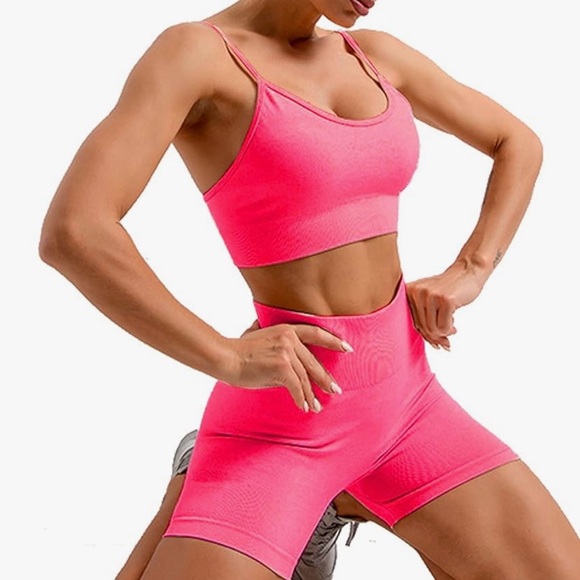 Pink Seamless Workout Set (S) - Picture 3 of 7